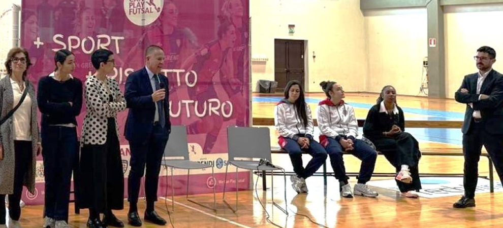 I giorni scorsi si è concluso a Cagliari il progetto “We Can Play Futsal”. Un’iniziativa volta a promuovere l’educazione motoria tra ragazze e ragazzi delle scuole superiori cagliaritane e a rafforzare la cultura del rispetto e dell’inclusione attraverso lo sport.